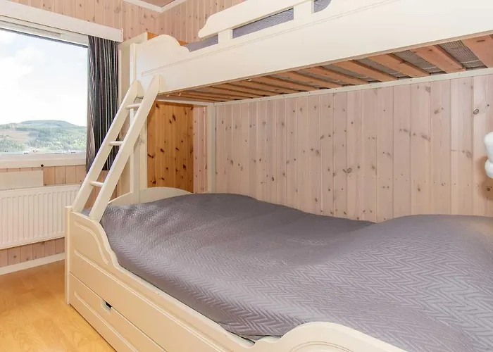Mountain Sauna Apartment: Lift & Bike Arena Access Apartment